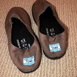 Toms Brown Canvas with Black Soles